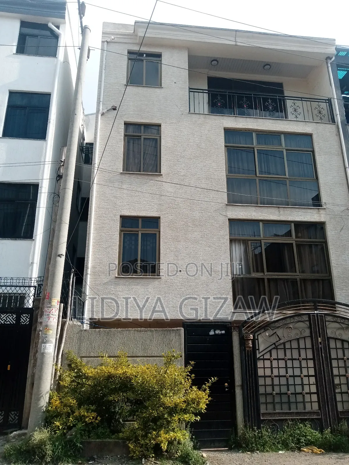 Furnished 5bdrm House in Akaky Kaliti for sale