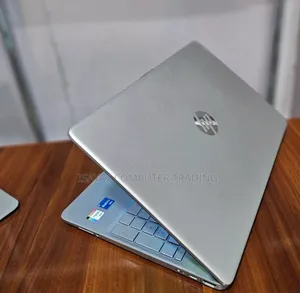 New Laptop HP Stream Notebook 8GB Intel Core I5 SSD 256GB