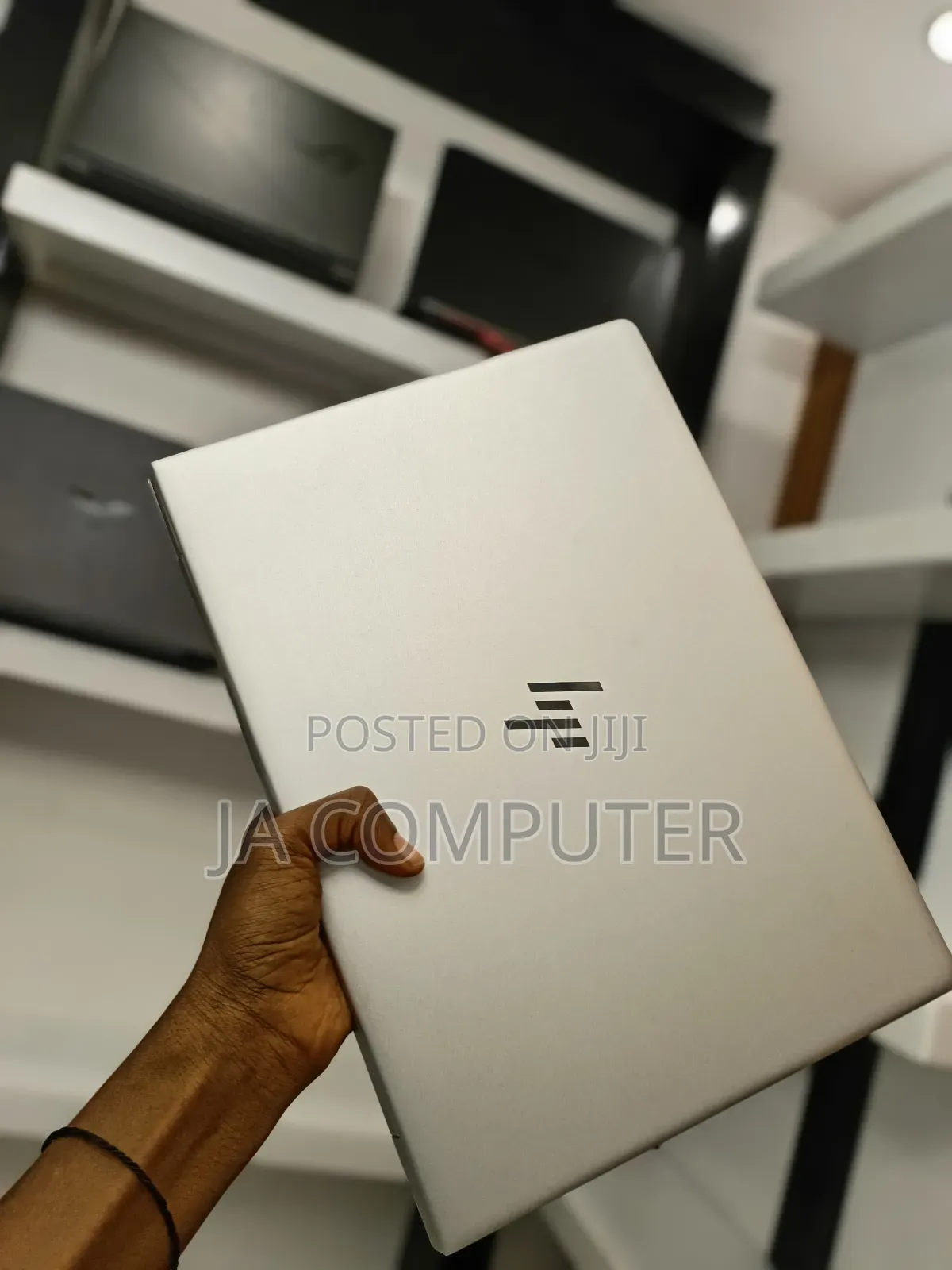 New Laptop HP EliteBook 840 G5 16GB Intel Core i5 SSD 512GB