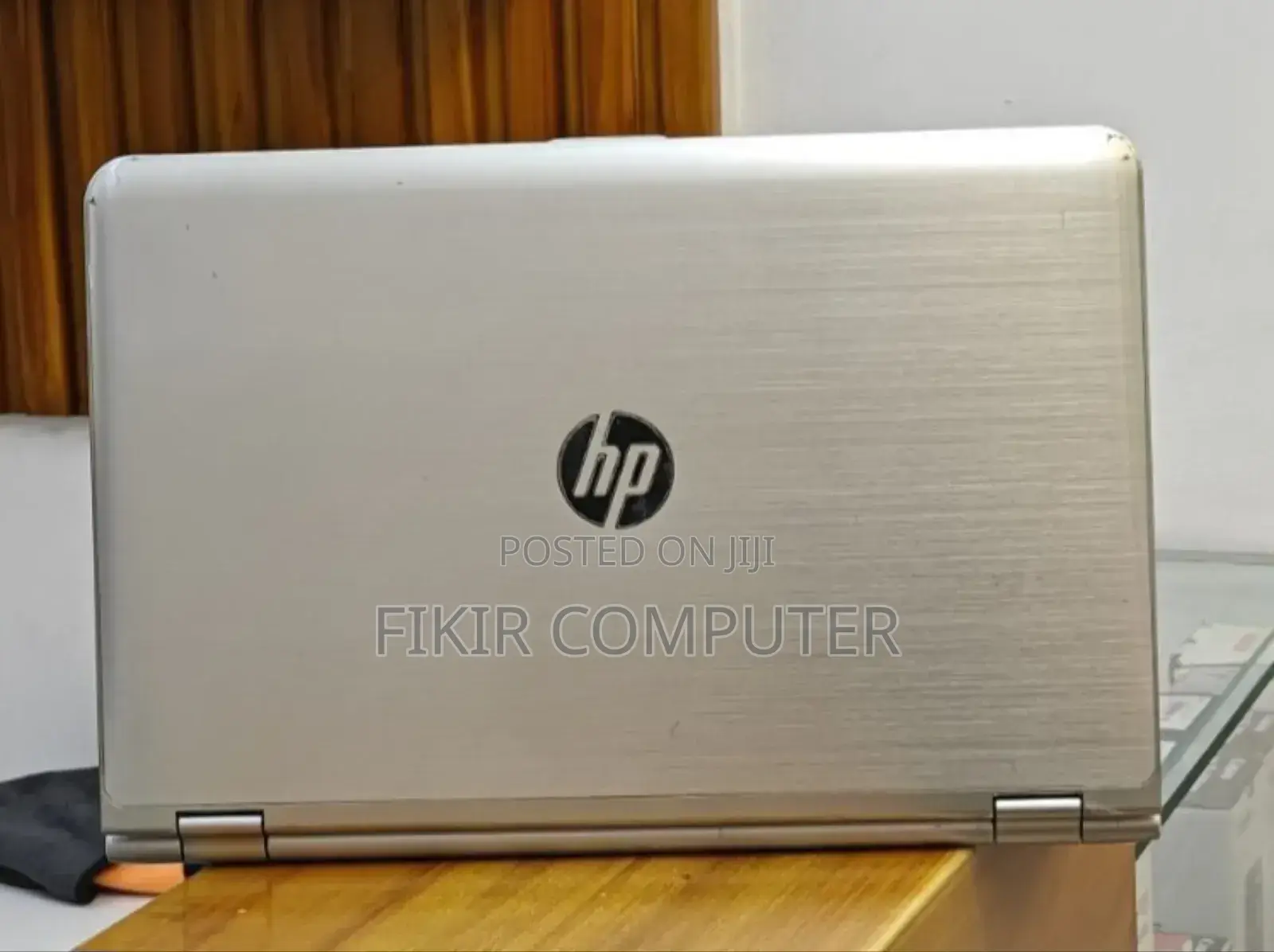 New Laptop HP Envy X360 8GB Intel Core I7 HDD 512GB