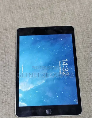 Photo - New Apple iPad mini 4 128 GB