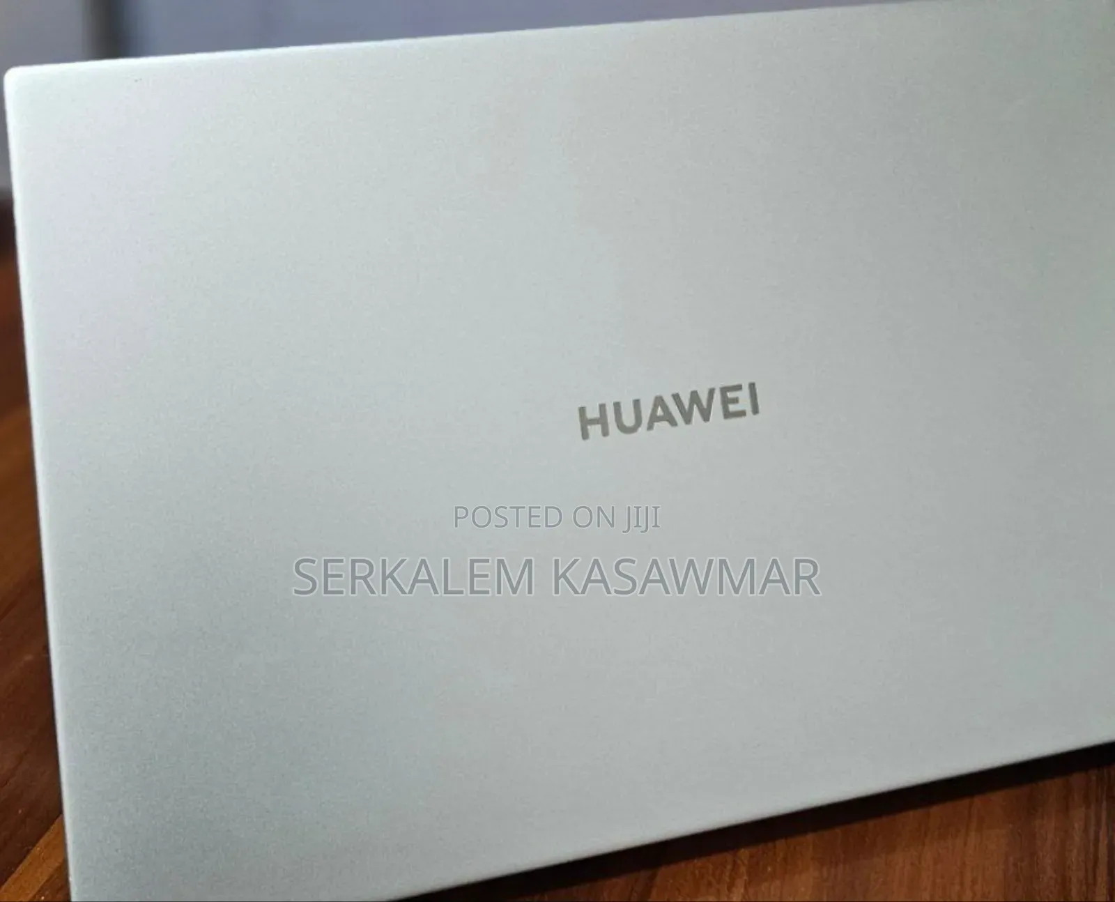 New Laptop Huawei MateBook 13 WRT-W19E 8GB Intel Core i5 SSD 512GB