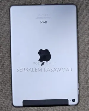 New Apple iPad mini 4 128 GB Silver