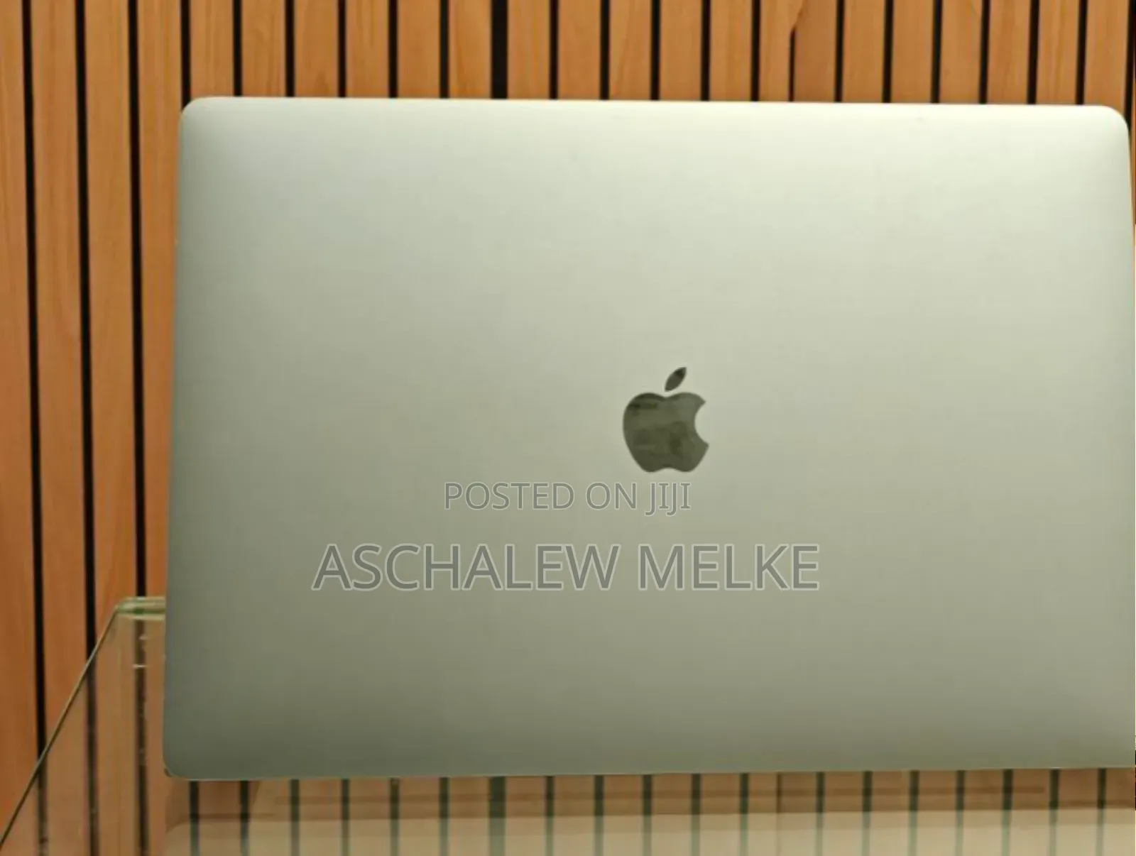 New Laptop Apple MacBook Pro 2019 16GB Intel Core I7 SSD 512GB