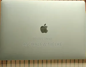 New Laptop Apple MacBook Pro 2019 16GB Intel Core I7 SSD 512GB