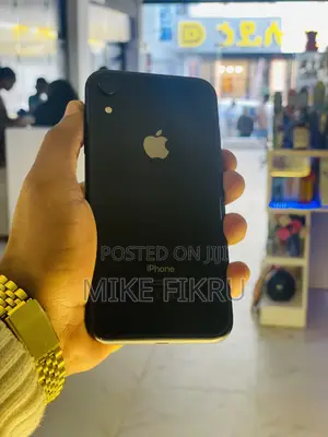 Apple iPhone XR 64 GB Black