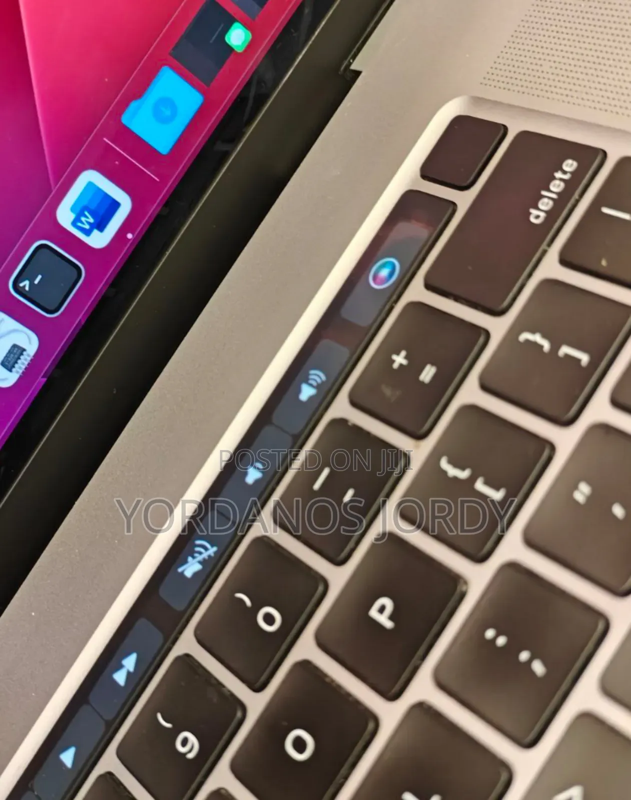 New Laptop Apple MacBook Pro 2019 16GB Intel Core I7 SSD 512GB