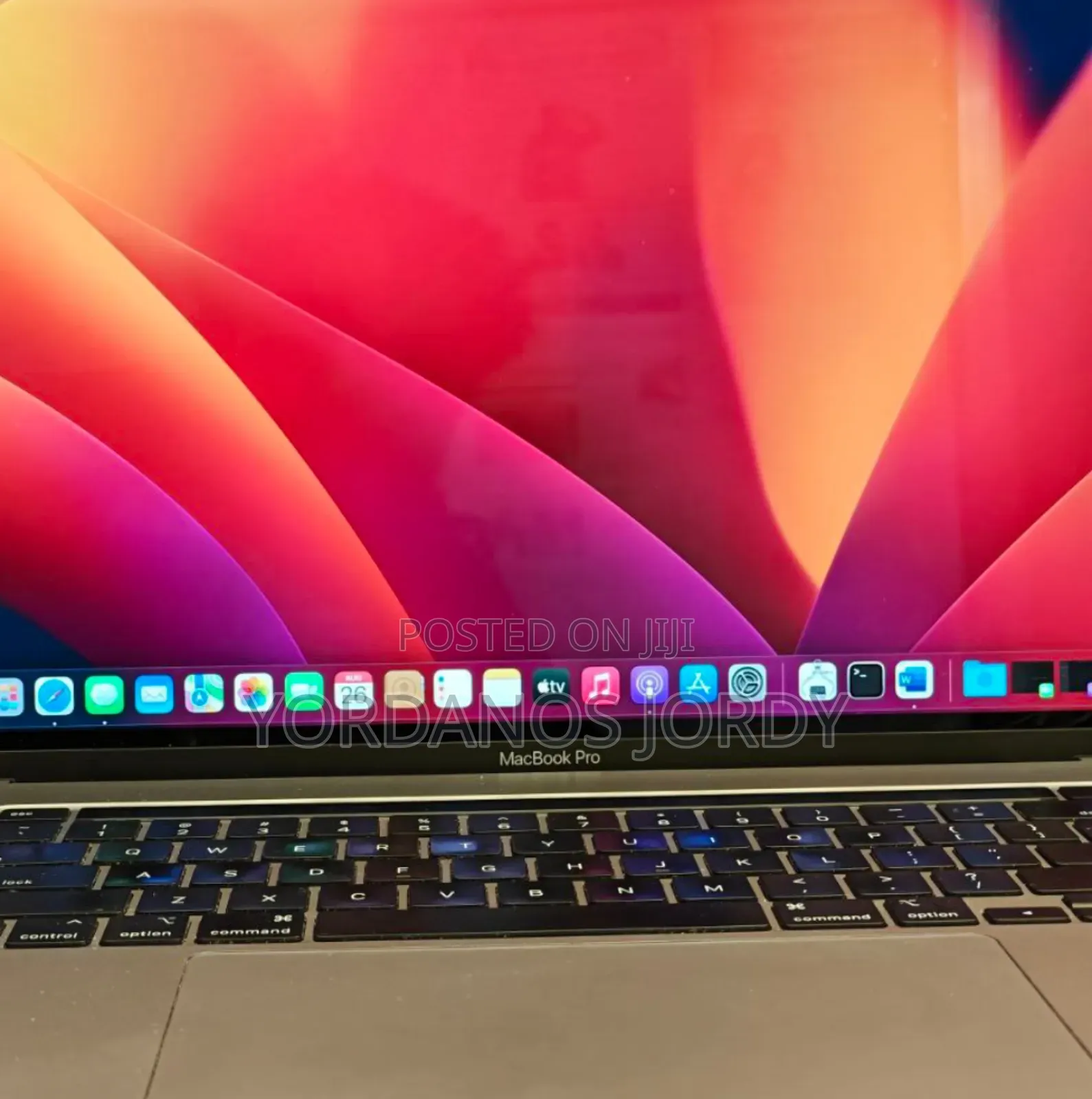 New Laptop Apple MacBook Pro 2019 16GB Intel Core I7 SSD 512GB