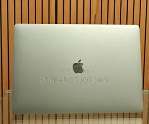 New Laptop Apple MacBook Pro 2019 16GB Intel Core I7 SSD 512GB