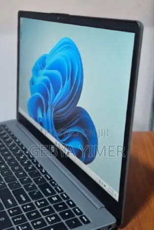 New Laptop HP 250 G10 16GB Intel Core I5 SSD 512GB