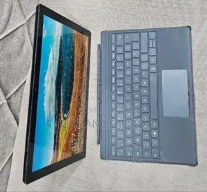 Photo - New Laptop Microsoft Surface Pro 6 8GB Intel Core I7 SSD 256GB