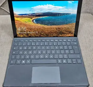 New Laptop Microsoft Surface Pro 6 8GB Intel Core I7 SSD 256GB