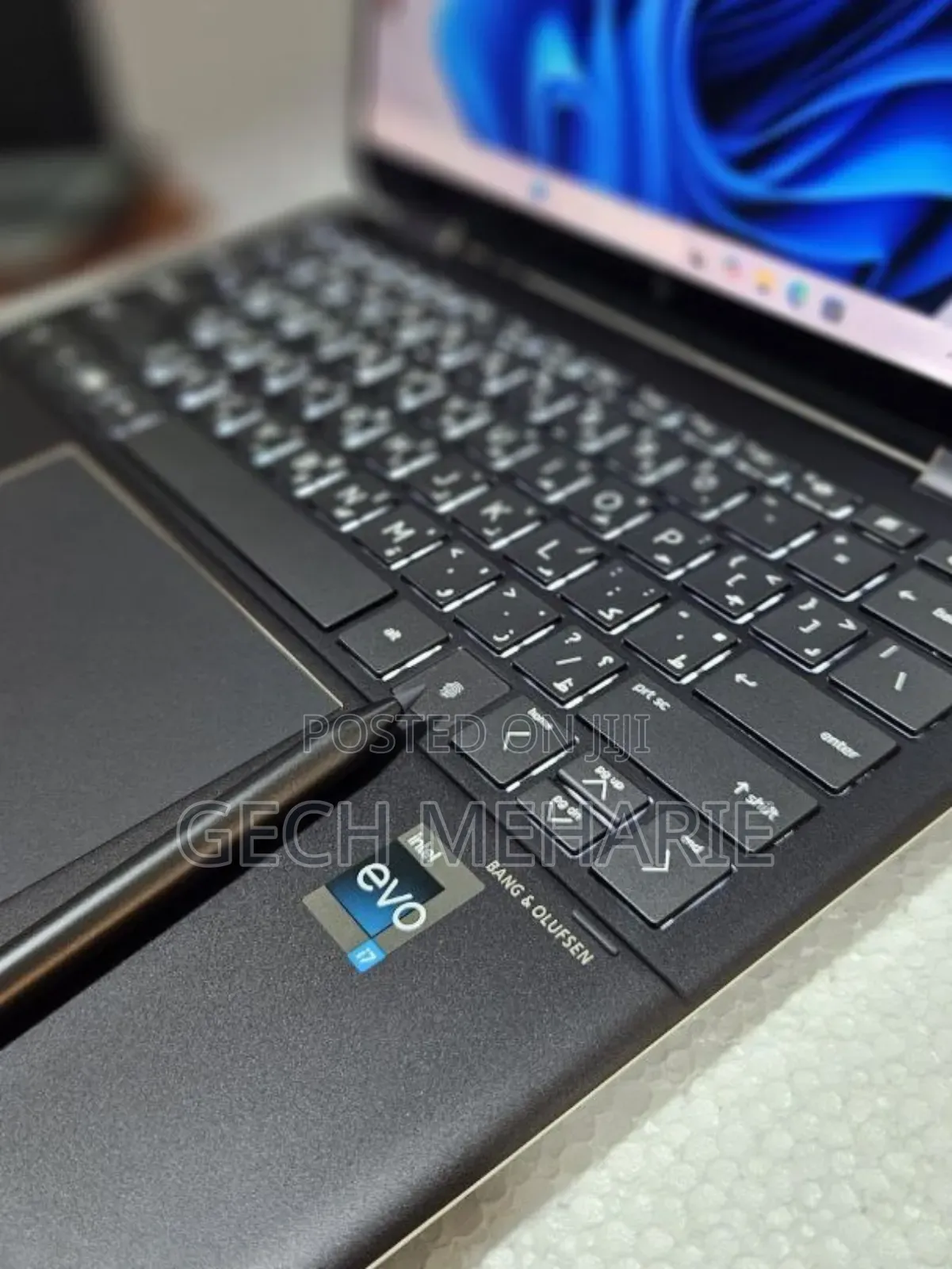 New Laptop HP Spectre 13 16GB Intel Core I7 SSD 1T