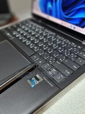 New Laptop HP Spectre 13 16GB Intel Core I7 SSD 1T