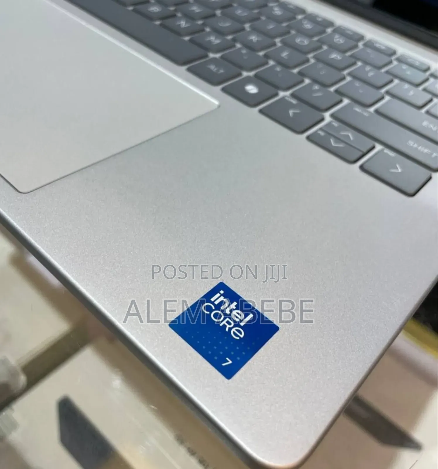 New Laptop HP OmniBook 7 14" 16GB Intel Core I7 SSD 512GB