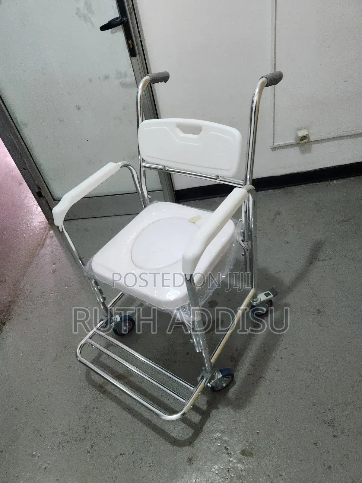 Commode Wheelchair喬木wheelchair陳詞wheelchair勻廿wheelchair障月wheelchair