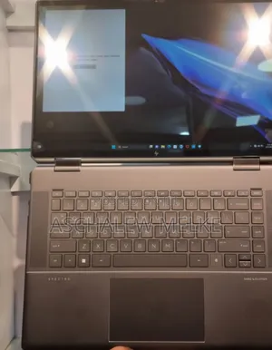 New Laptop HP Spectre X360 16GB Intel Core I7 SSD 1T