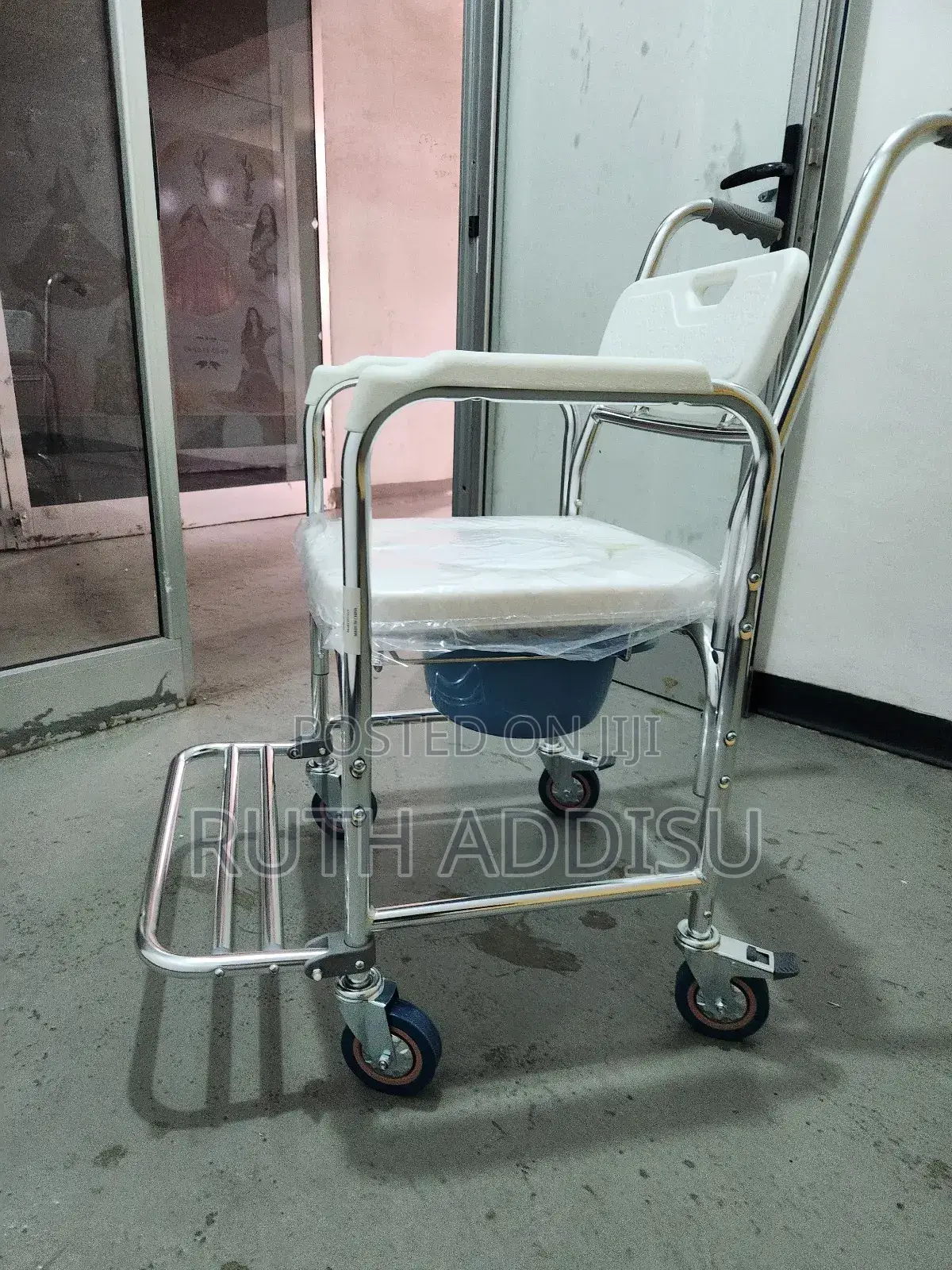 Wheelchair Commode考量toilet Wheelchair䐭你commode Wheelchair老人wheelchair