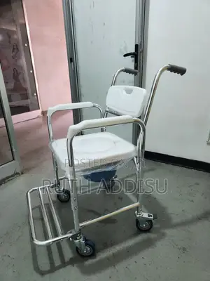 Wheelchair垢和wheelchair壓嶋wheelchair袮了commode Wheelchair參觀wheelchair