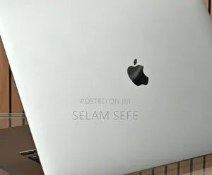 New Laptop Apple MacBook Pro 2019 16GB Intel Core I7 SSD 512GB