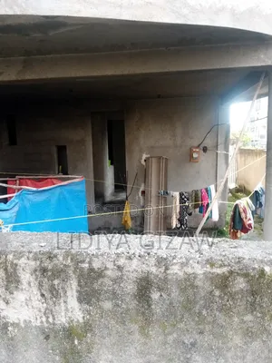 5bdrm House in Akaky Kaliti for sale