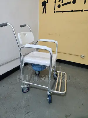 Photo - Toilet Wheelchair予約poty Wheelchair臉書commode Wheelchair欸你wheelchair New