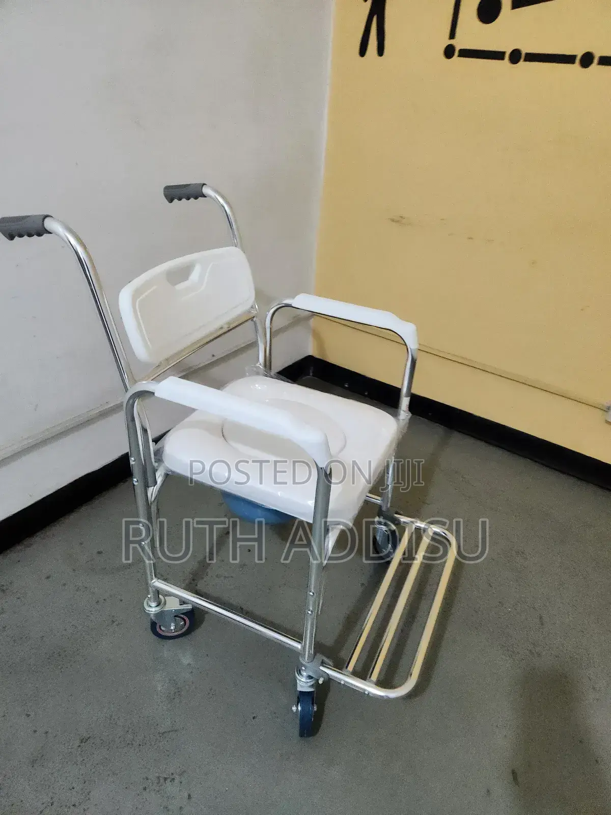 Toilet Wheelchair功夫commode Wheelchair晁我wheelchair月commode Wheelchair
