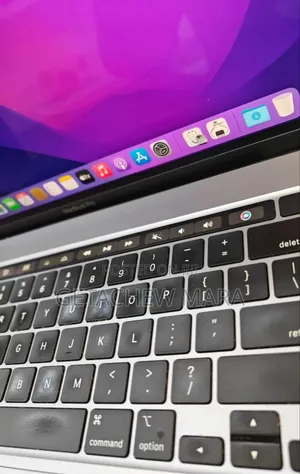 Photo - New Laptop Apple MacBook Pro 2019 32GB Intel Core I9 SSD 512GB