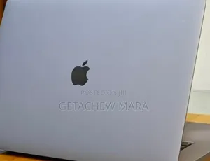 New Laptop Apple MacBook Pro 2019 32GB Intel Core I9 SSD 512GB