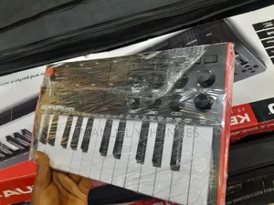 Akai MPK Mini Studio Keyboard