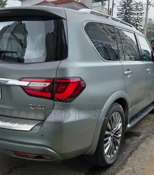 Infiniti QX80 2018 Gray