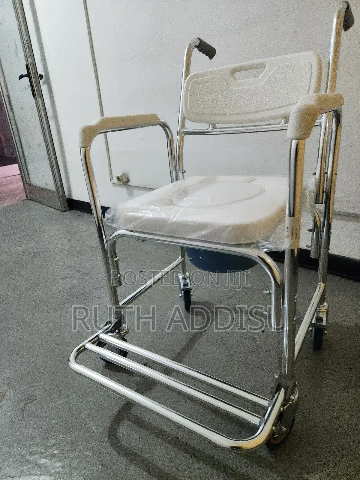 Wheelchair Toilet Wheelchair无不commode Wheelchair延續poty Wheelchair New