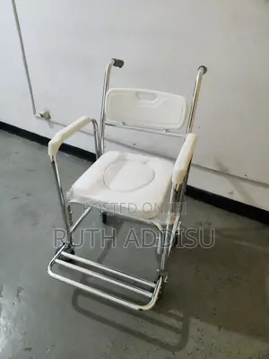 Photo - Wheelchair鳵的wheelchair Commode胺我wheelchair Commode重要wheelchair Poty