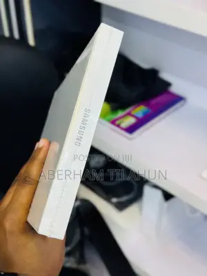 New Samsung Galaxy Tab S10 FE+ 128 GB Silver