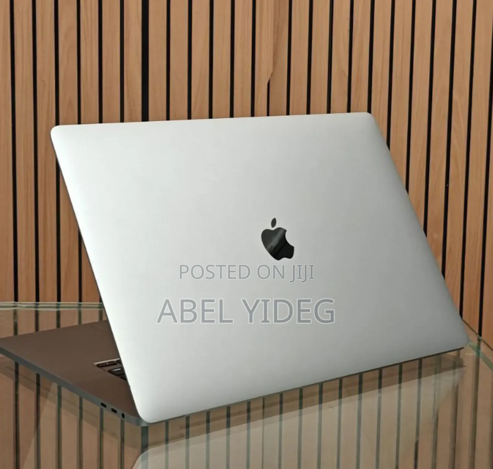 New Laptop Apple MacBook Pro 2019 16GB Intel Core I7 SSD 512GB