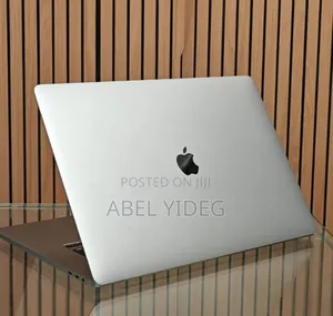 New Laptop Apple MacBook Pro 2019 16GB Intel Core I7 SSD 512GB