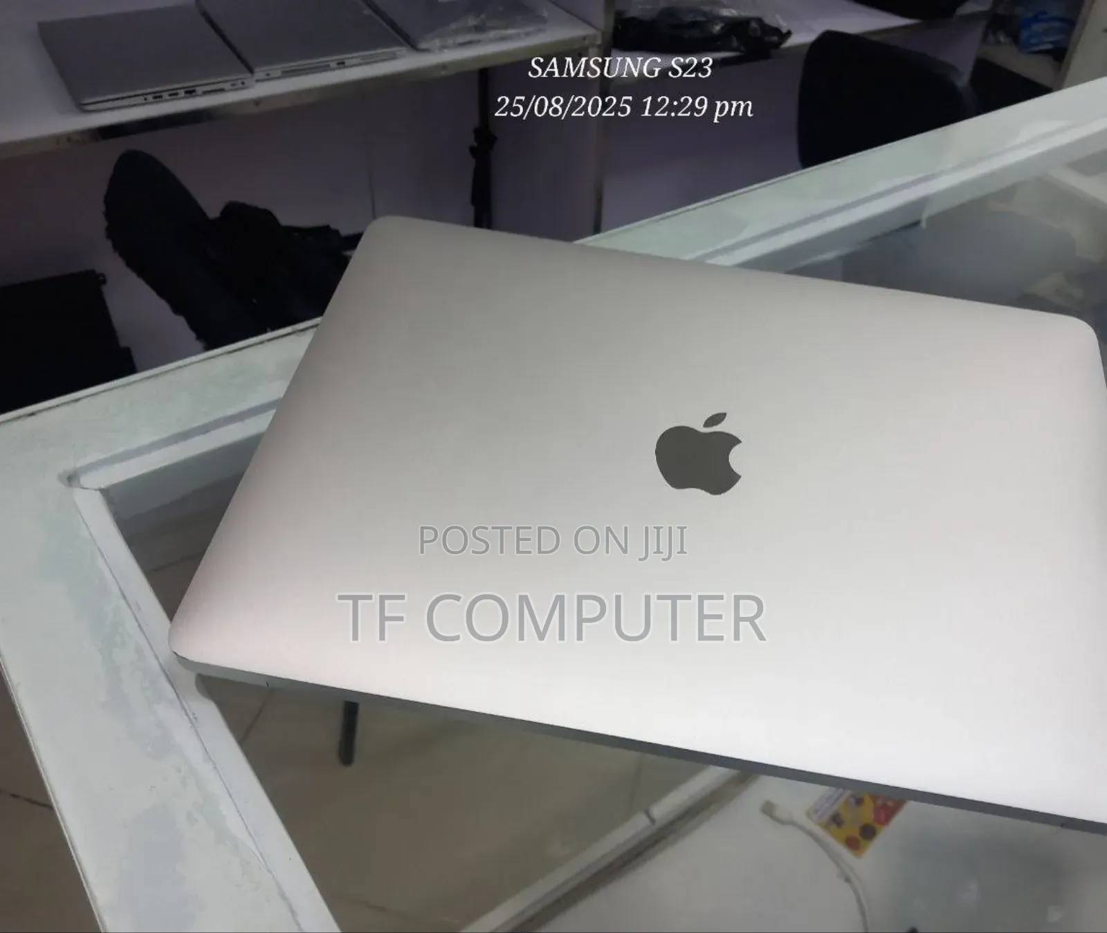 New Laptop Apple MacBook Air 2020 8GB Intel Core I5 SSHD (Hybrid) 512GB