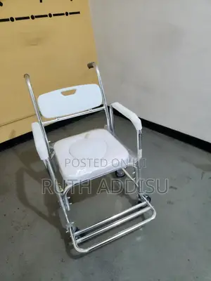 Photo - Wheelchair Commode專業wheelchair Commode協助commode Wheelchair壓抑wheelchair
