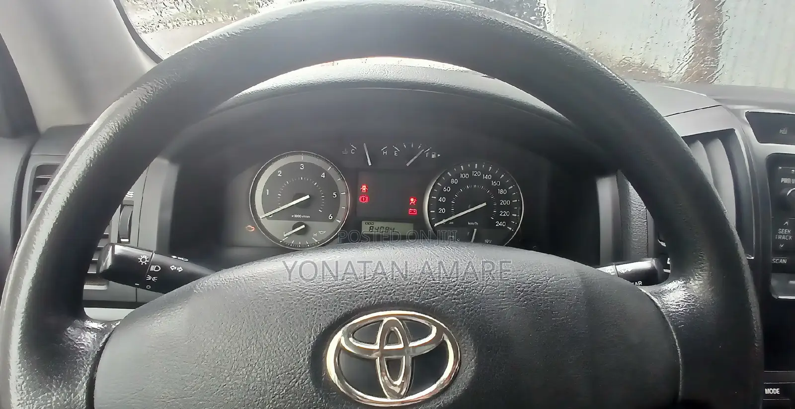 Toyota Land Cruiser 2016 White