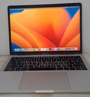 New Laptop Apple MacBook Pro 2017 8GB Intel Core i5 SSD 128GB