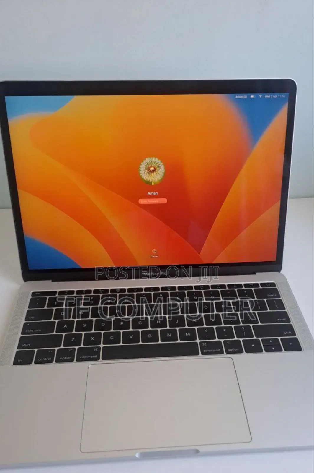 New Laptop Apple MacBook Pro 2017 8GB Intel Core i5 SSD 128GB