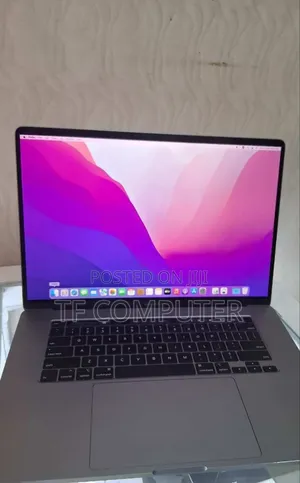 New Laptop Apple MacBook Pro 2019 16GB Intel Core I7 SSD 512GB