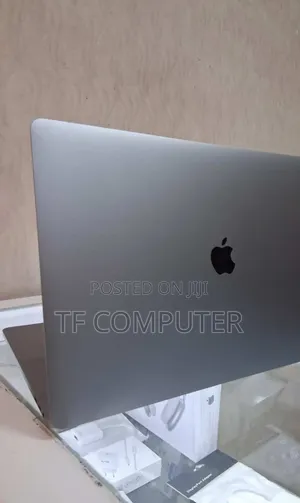 New Laptop Apple MacBook Pro 2019 16GB Intel Core I7 SSD 512GB