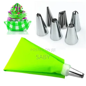 Walfos Cake Decorating Set.