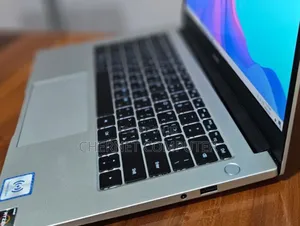 New Laptop Huawei MateBook X Pro 8GB Intel Core I5 SSD 512GB