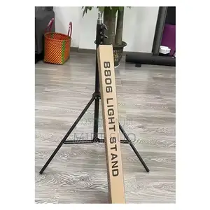 8806 Aluminum Adjustable Tripod