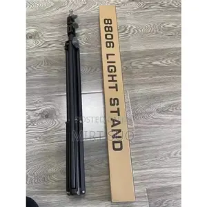 8806 Aluminum Adjustable Tripod