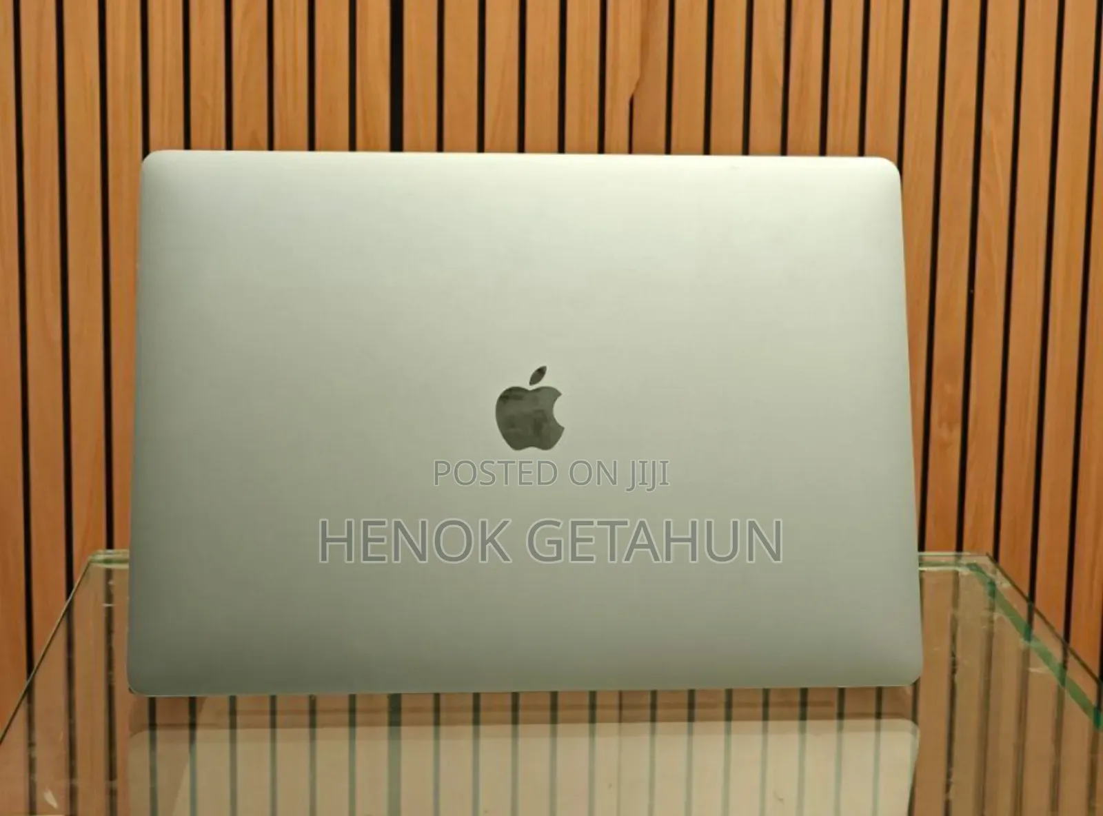 New Laptop Apple MacBook Pro 2019 16GB Intel Core I7 SSD 512GB