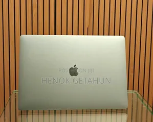 New Laptop Apple MacBook Pro 2019 16GB Intel Core I7 SSD 512GB