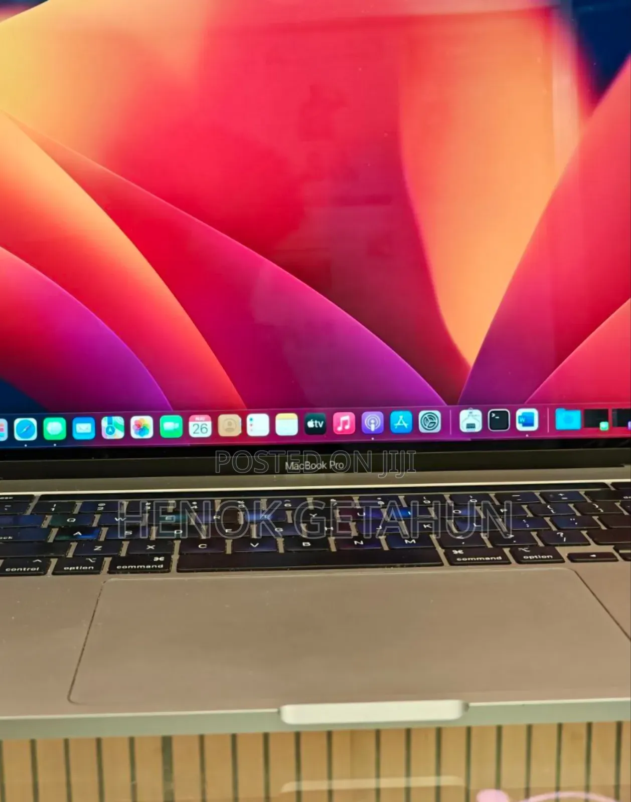 New Laptop Apple MacBook Pro 2019 16GB Intel Core I7 SSD 512GB